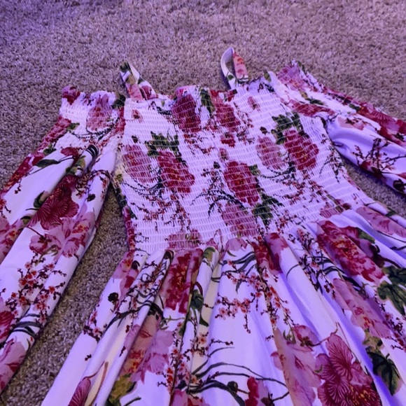 DRESS - Picture 2 of 4